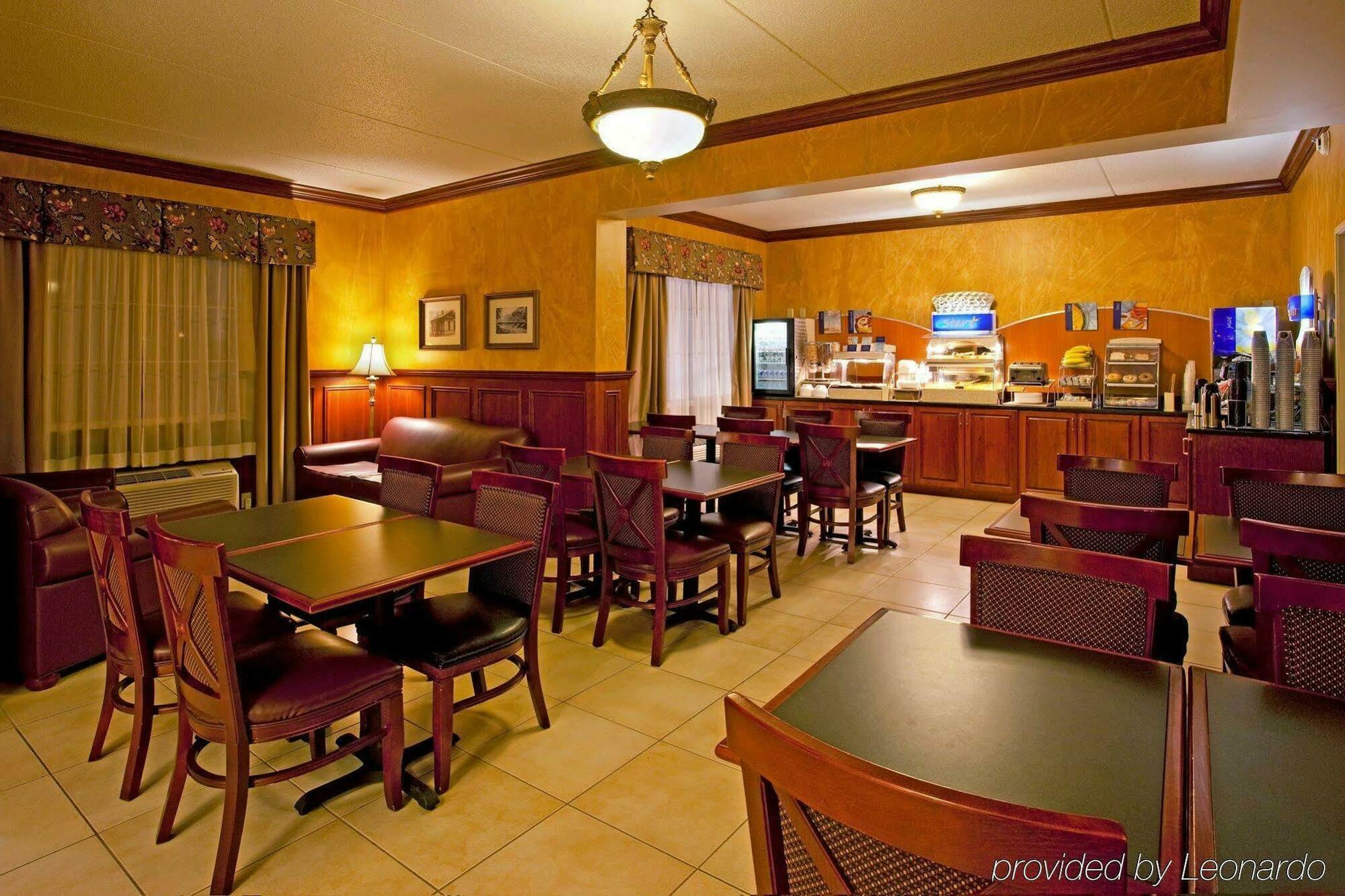 Holiday Inn Express Pittsburgh-Bridgeville By Ihg Esterno foto