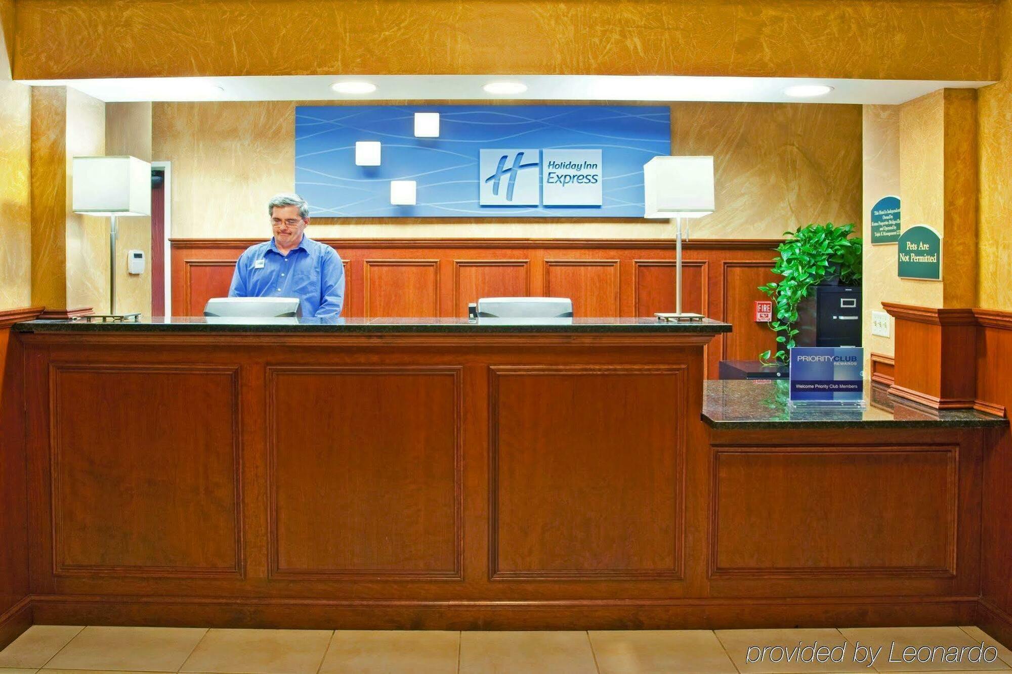 Holiday Inn Express Pittsburgh-Bridgeville By Ihg Esterno foto